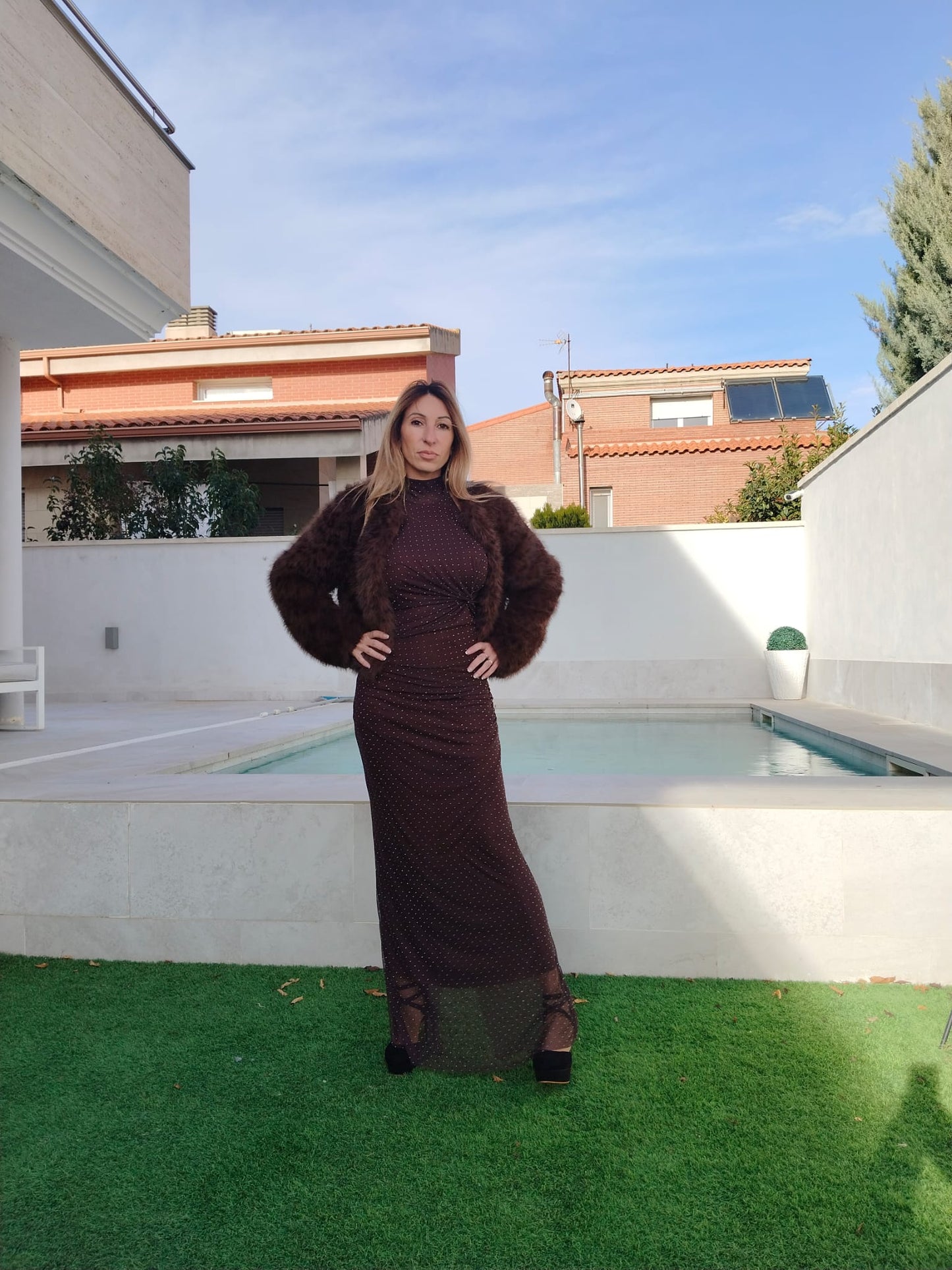 VESTIDO TULL + BRILLANTES