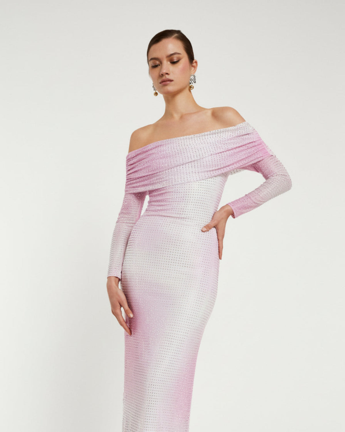 VESTIDO TRASS ROSA Y BRILLANTES