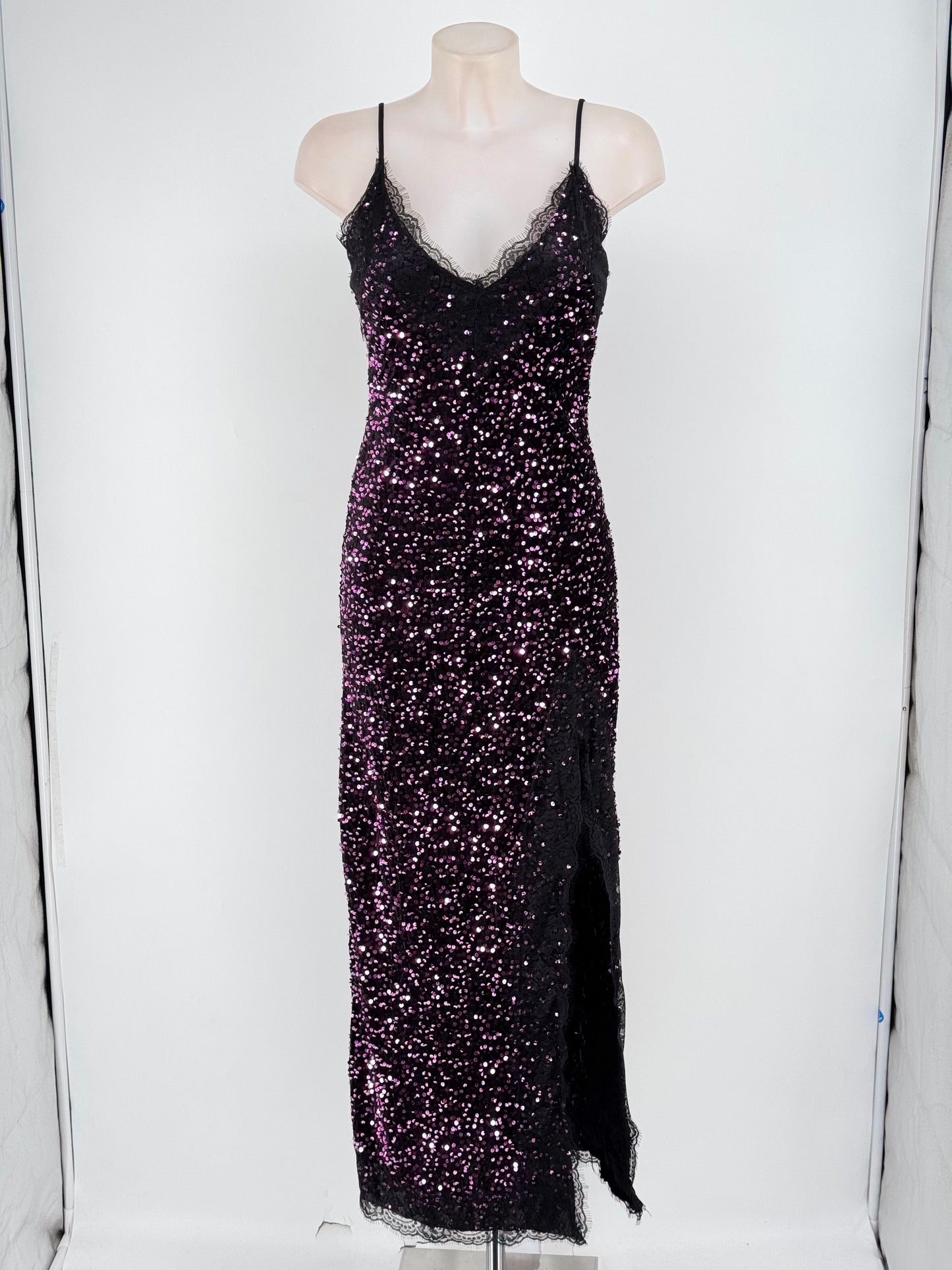 VESTIDO MELODI NEGRO +LENTEJUELAS PLATA